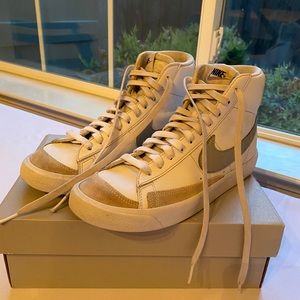 Nike blazers, white with silver swoosh